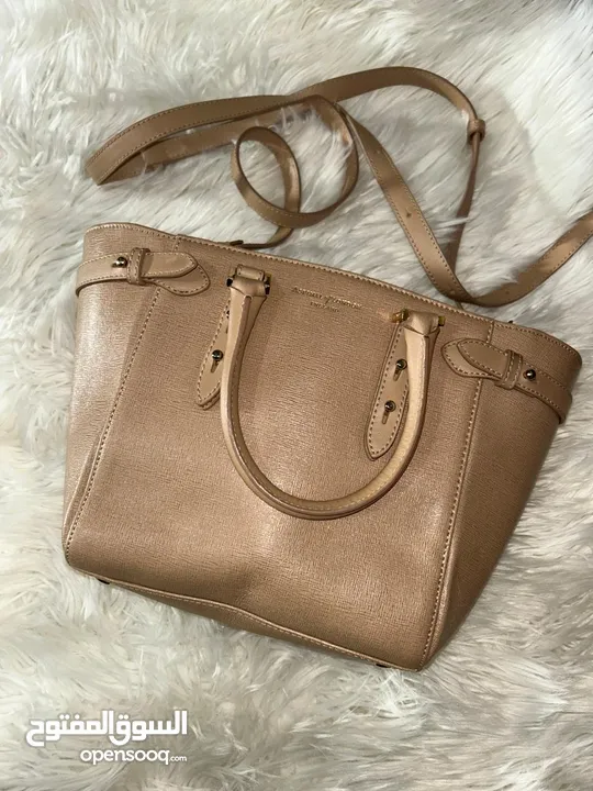 شنطة اصليه  نوع aspinal of London  بحاله جديده