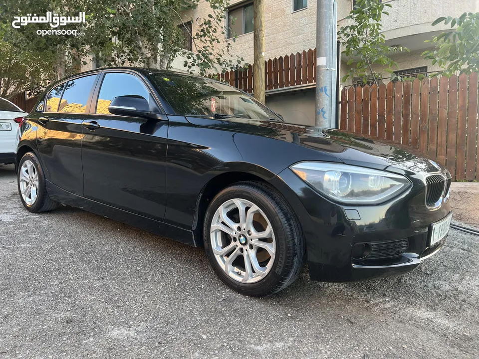سيارة بي ام دبليو المانية من طراز BMW116i موديل 2016