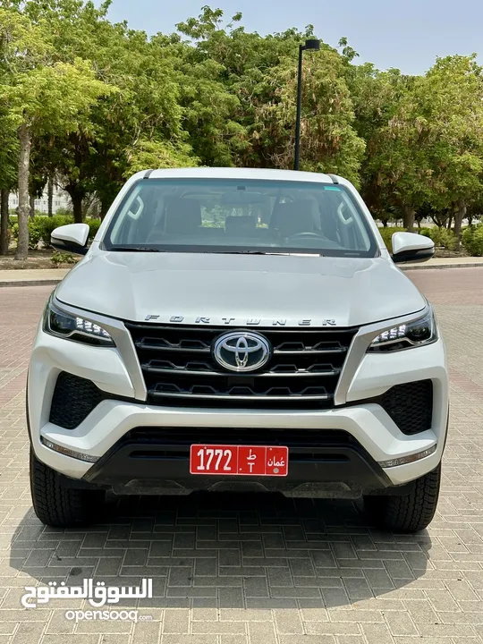 تويوتا فورشنر للإيجار 2024 Toyota Fortuner Rental