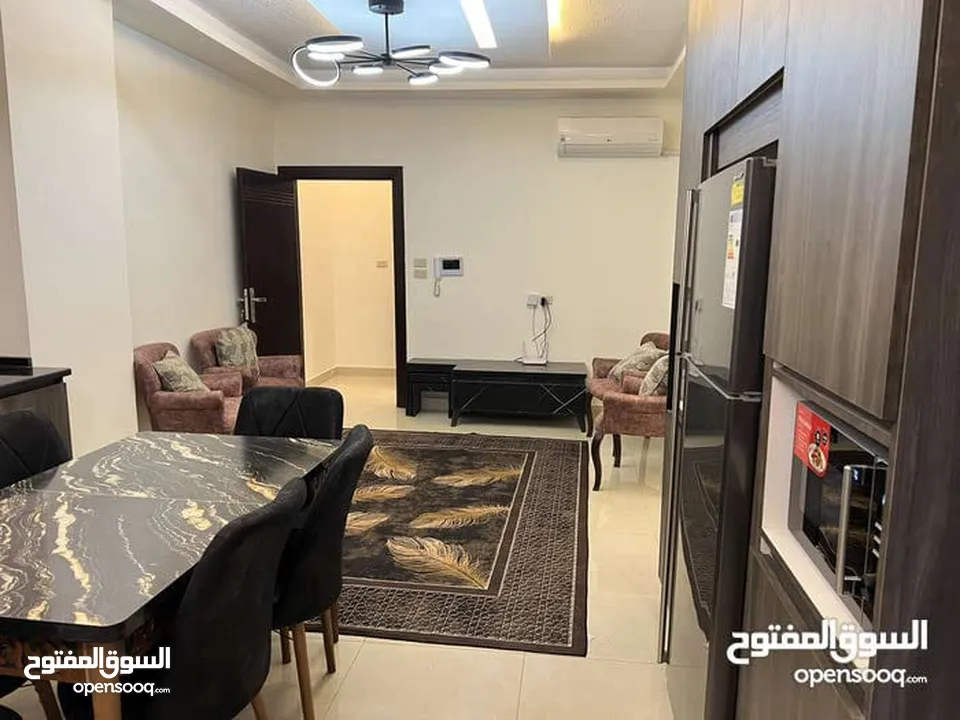 شقة مفروشة سوبر ديلوكس ارضي مع حديقة اعلان رقم (Y71)
