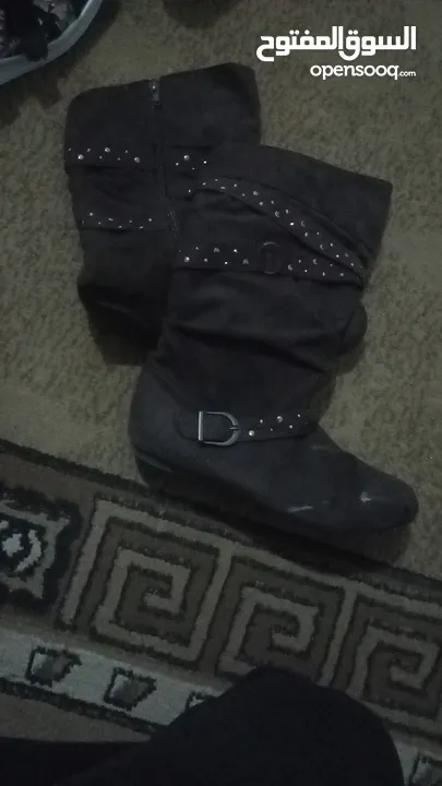 احذية كعب شبه جديداحذية كعب شبه جديداحذية كعب شبه جديد