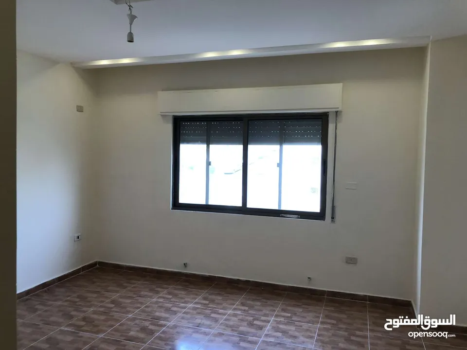 شقة مميزة للإيجار في شفا بدران مع افضل مرافق ممكنة 8 خزانات مياه 3 غرف (واحدة ماستر) لا تضيع هالفرصة