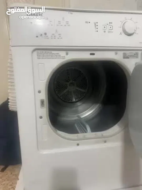 نشافة ملابس