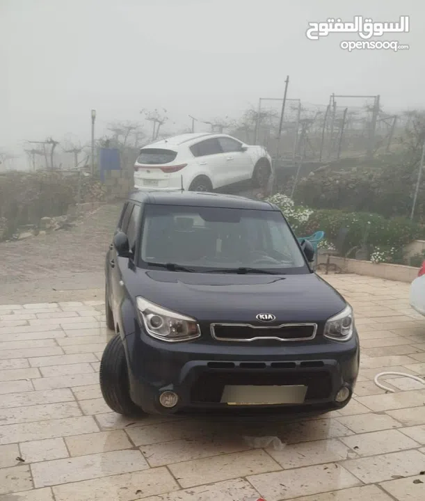 كيا سول 2016، حاله الوكاله ماشيه فقط 90000 نظيفه من الداخل والسياره لدكتور فقط مشوارين باليوم