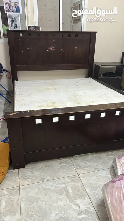 King size bed