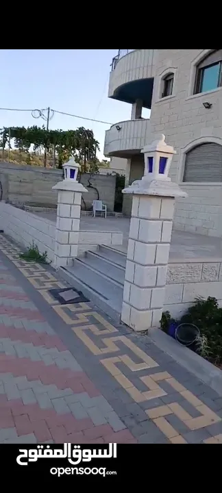 ارض دونم مع عمارة اربع طوابق للبيع