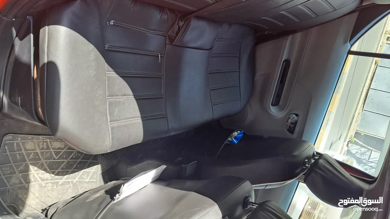 سيارة بريوس سي 2012 - Prius C  بحالة ممتازة 4 جيد