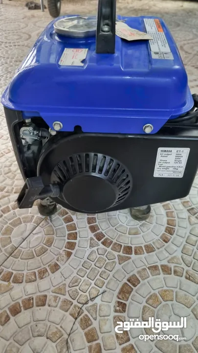 مولد كهربائي