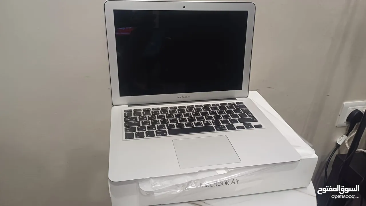 Mac book Air i5 13.3 2017 Model No A1466 جهاز ماك بوك