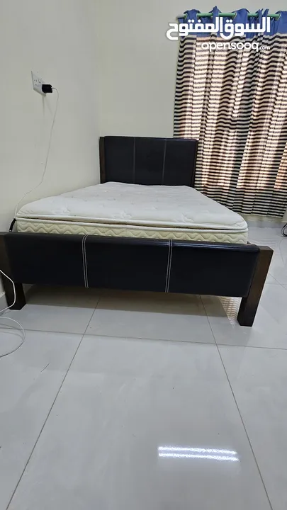 bed frame with matress
