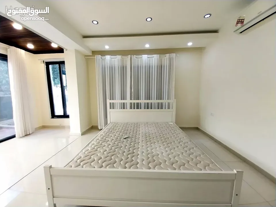 شقة للايجار في عبدون  ( Property 34968 )