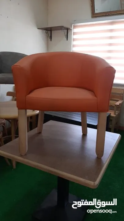 كرسي مقعد منجد حسب الطلب خشب زان لف على البخار مناسب للكفيهات والمطاعم والمقاهي