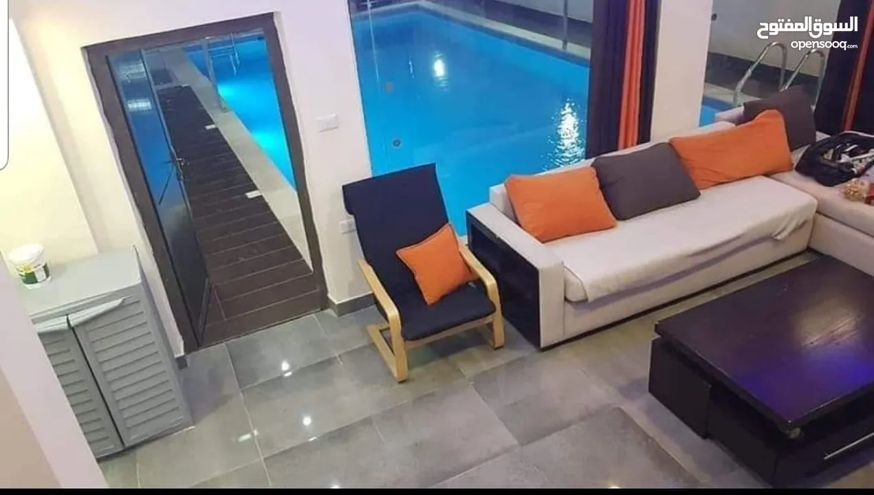 شاليه مميز للبيع او للبدل بشقه او ارض