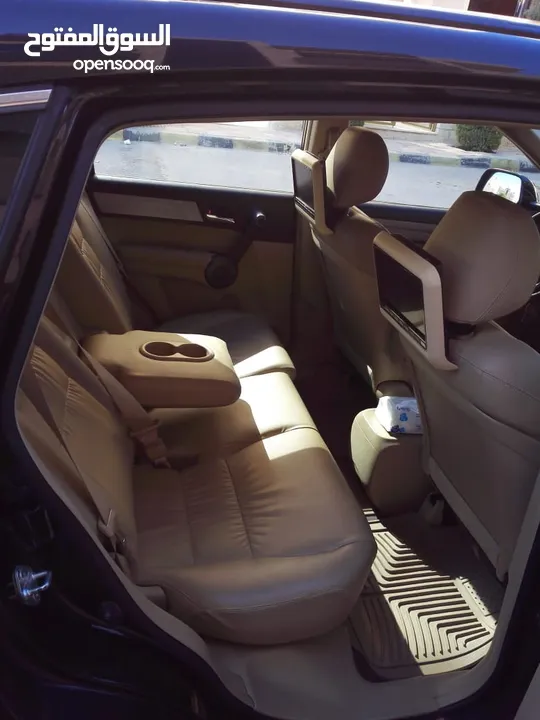 4جيد 2011 Honda cr-v هوندا سي ار في