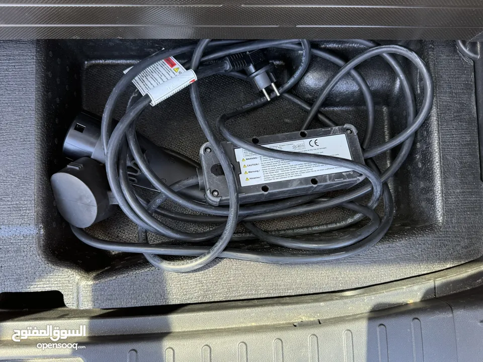 هونداي توسان ترخيص 2022 محرك 1600 هايبرد plug in/يقطع على الشحنه 65 كيلو متر