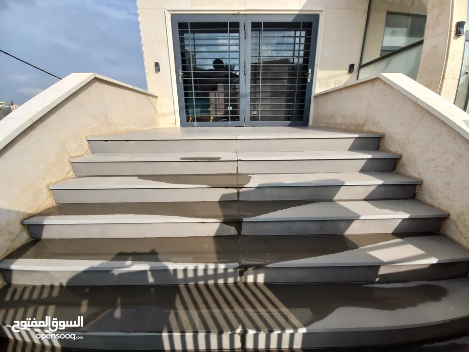 شقة مفروشة للإيجار في اللويبدة  ( Property 36022 )-175081050