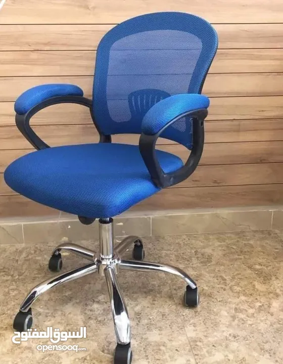 راحتك تبدأ من هنا! سواء كنت تشتغل لساعات طويلة أو تستقبل عملاءك، الكرسي المناسب يصنع الفرق!
