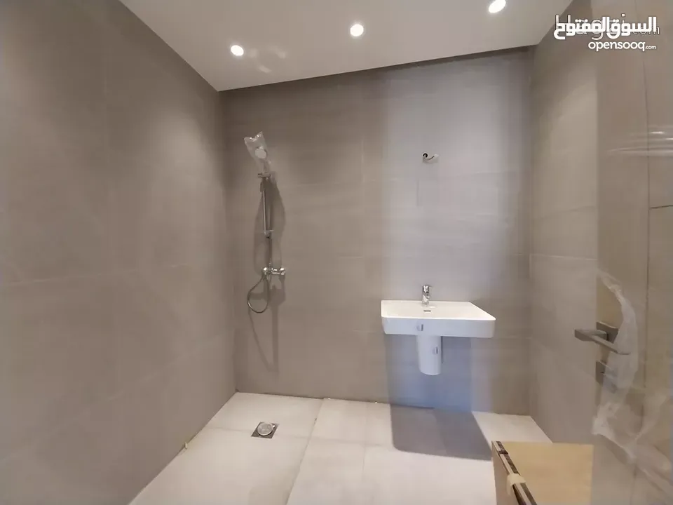 شقة للبيع في ام اذينه  ( Property ID : 31864 )