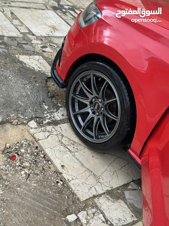 فلوكس فاجن بولو  2011