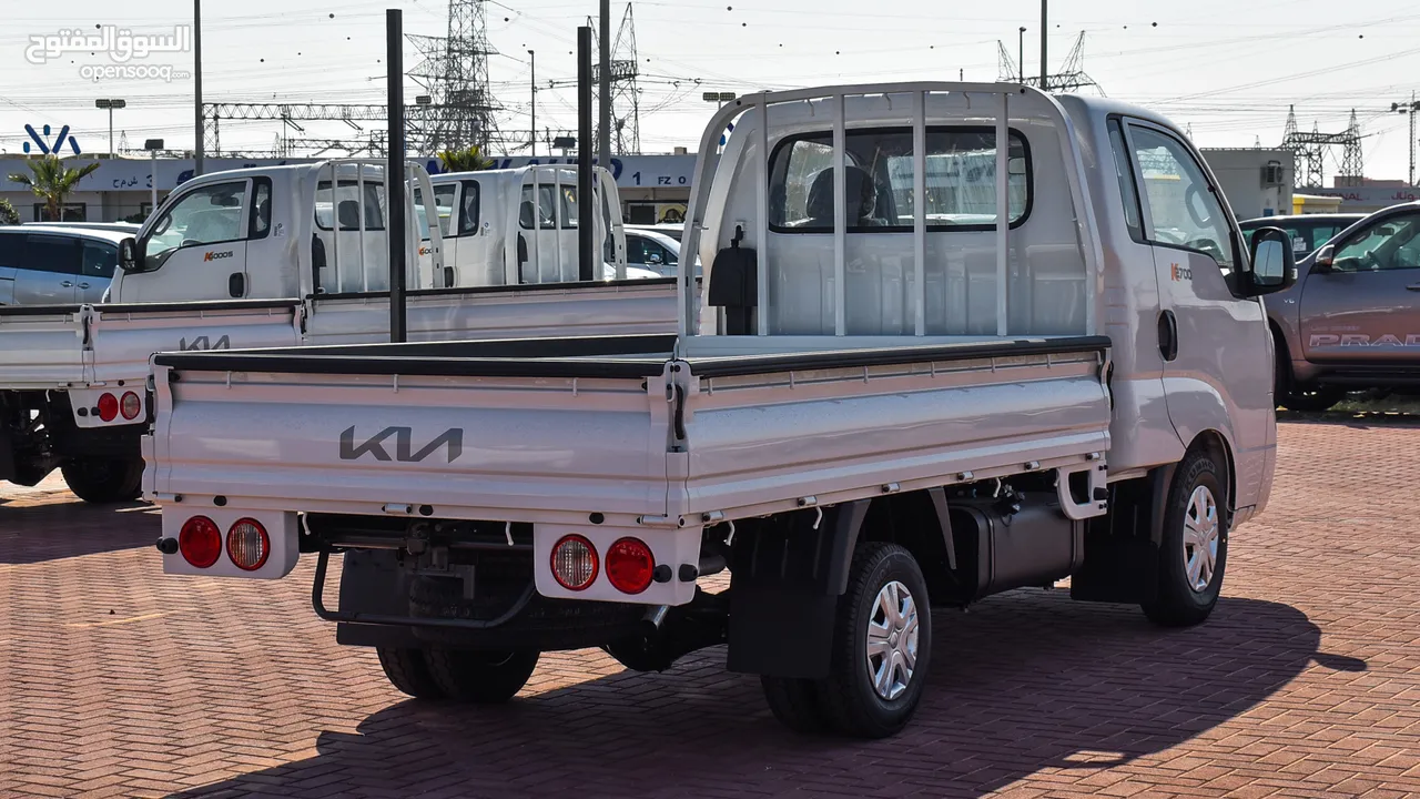 Kia K2700