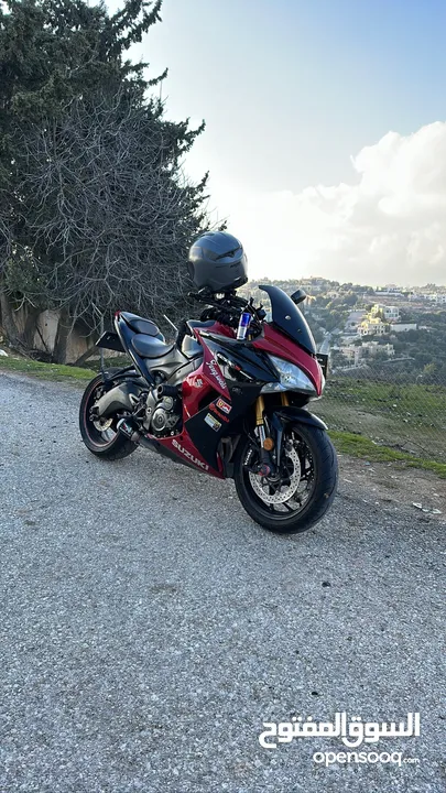 Suzuki Gsxs1000-f