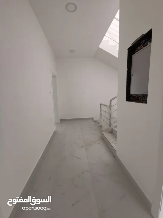 فيلا للبيع في الهملة مناسب لطلبات السكن الاجتماعي تصنيف الأرض هوRHA سكني