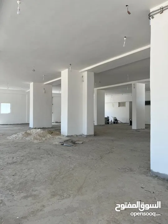 طابق 2 للايجار في ماركا الشمالية قرب المركز الأمني شارع يحيى ابن المختار عماره رقم 28 المجمع الكريم.