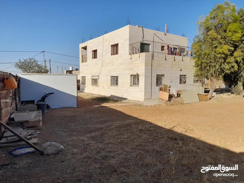 بيع منزل السيد سامي دبيس