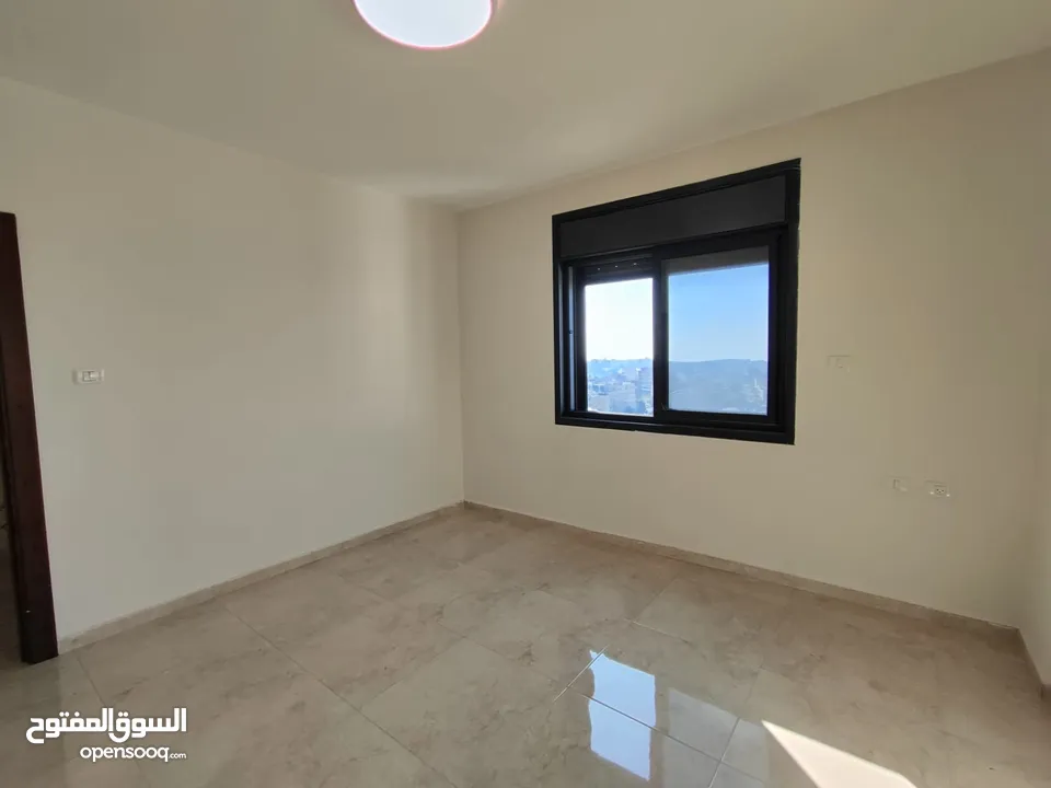 فرصة سكنية لا تعوض – شقة جديدة سوبر ديلوكس للبيع في رام الله التحتا