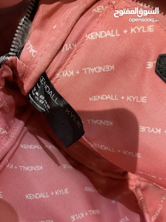 شنتة براند kendal& kylie