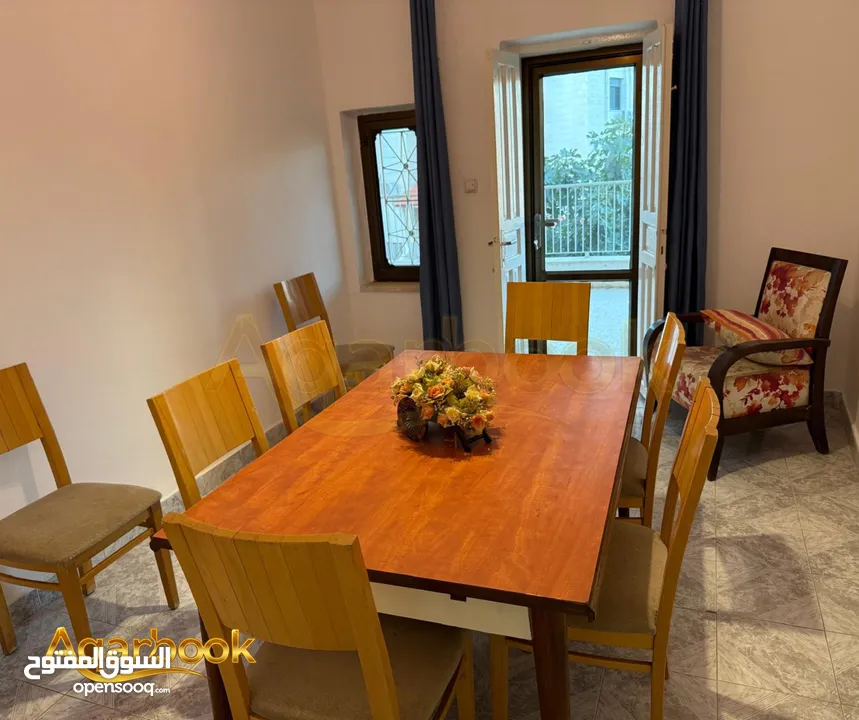 شقة مميزة مفروشة للايجارفي عين مصباح