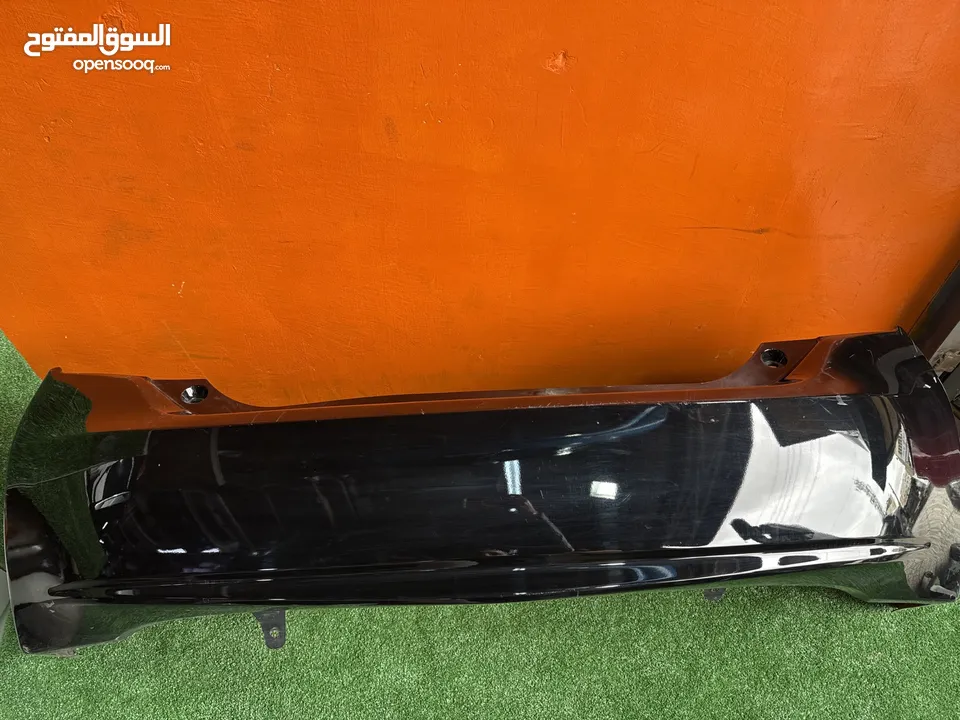 طمبون خلفي تويوتا بريوس 2010-2015  اصلي مستعمل ياباني بحالة جيده موضح بصور Toyota  بوPrius 2010-2015