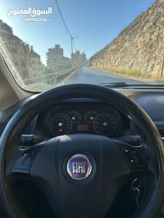 فيات بونتو