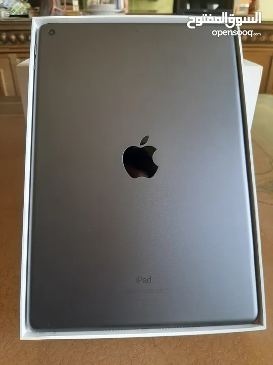 ipad 7 like New