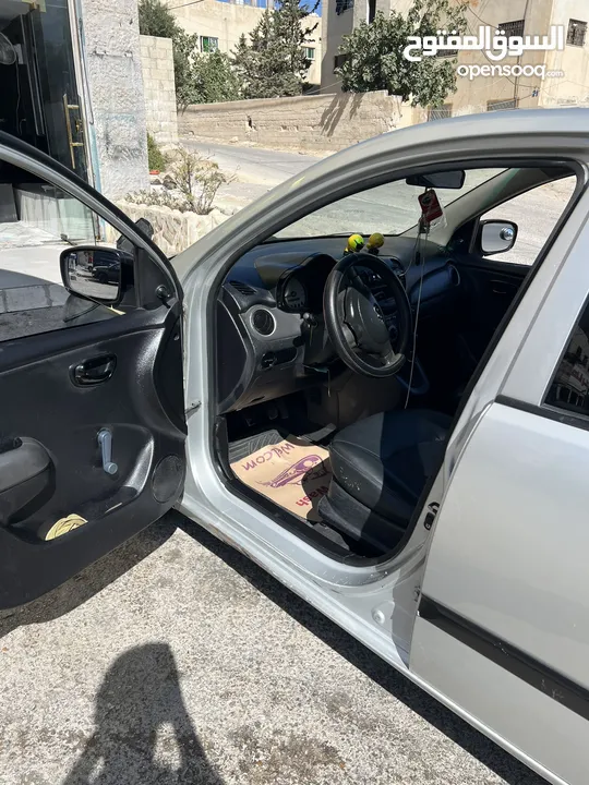 هيونداي i10 2009 قطارة بنزين لقطه وبسعر مغري جدا