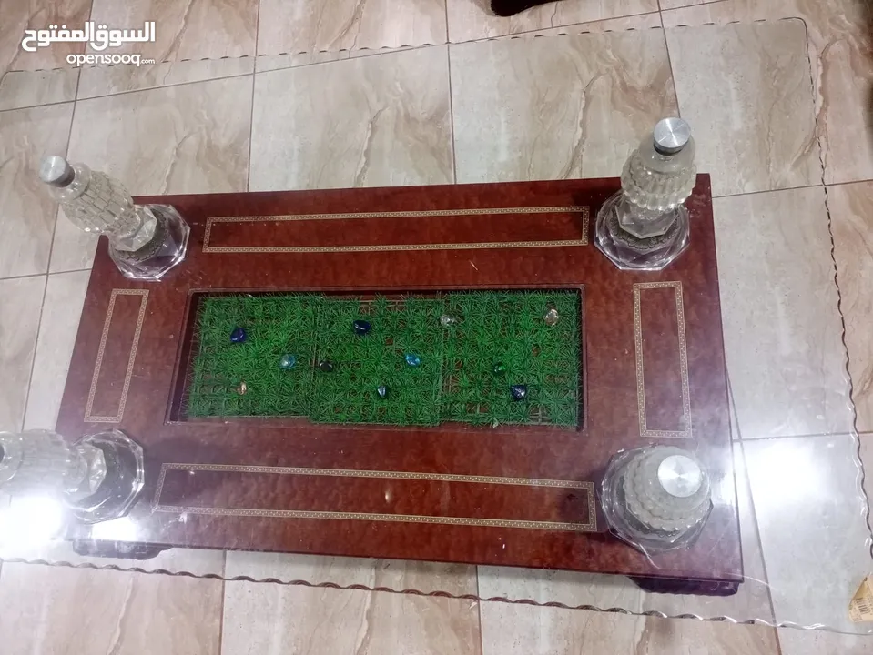 طاولة قزاز