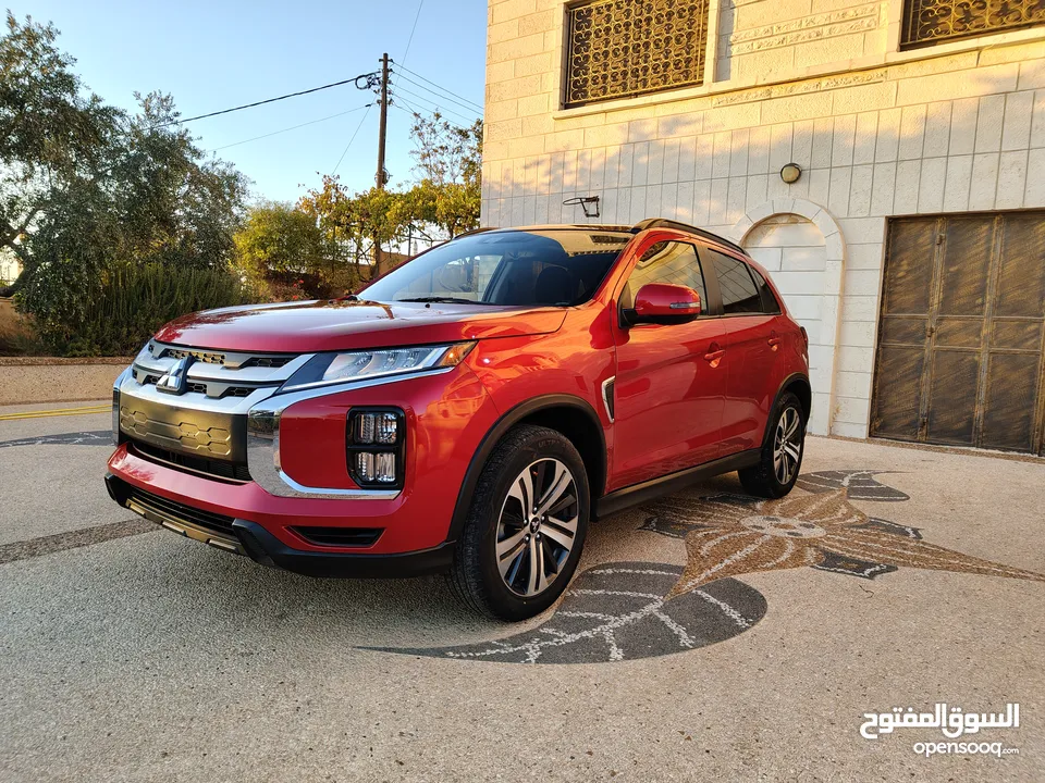 Mitsubishi ASX 2022 الفخمة تسيير شهر 10/2023 عداد 9000 كيلو وكفالة لسنة 2028