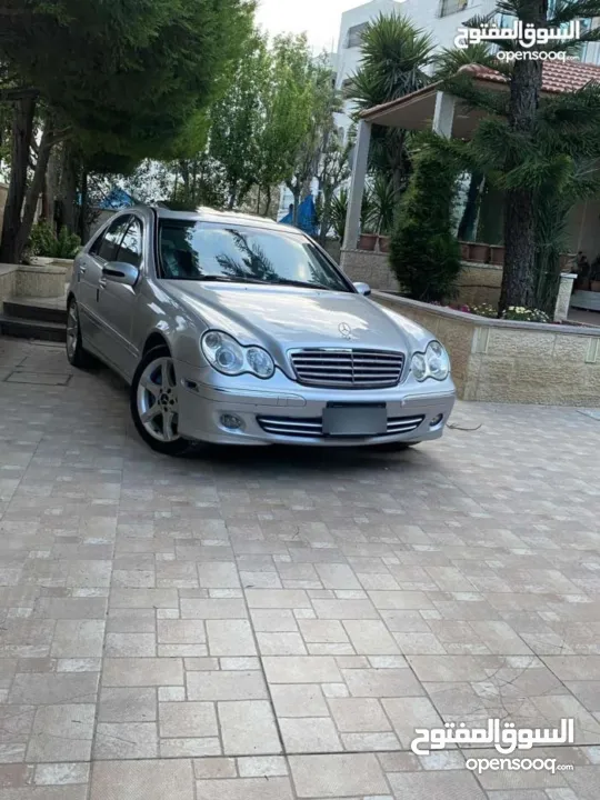 مرسيدس c200 كومبريسور 2006 بنزين سيارة صلاة النبي للبيع