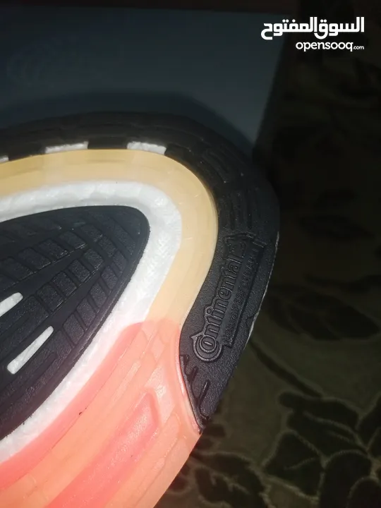 حذاء adidas UltraBoost 22 Black Flash Orange اصلي بنص سعره بسعر مغري جدا الفضل للمشي والراحة