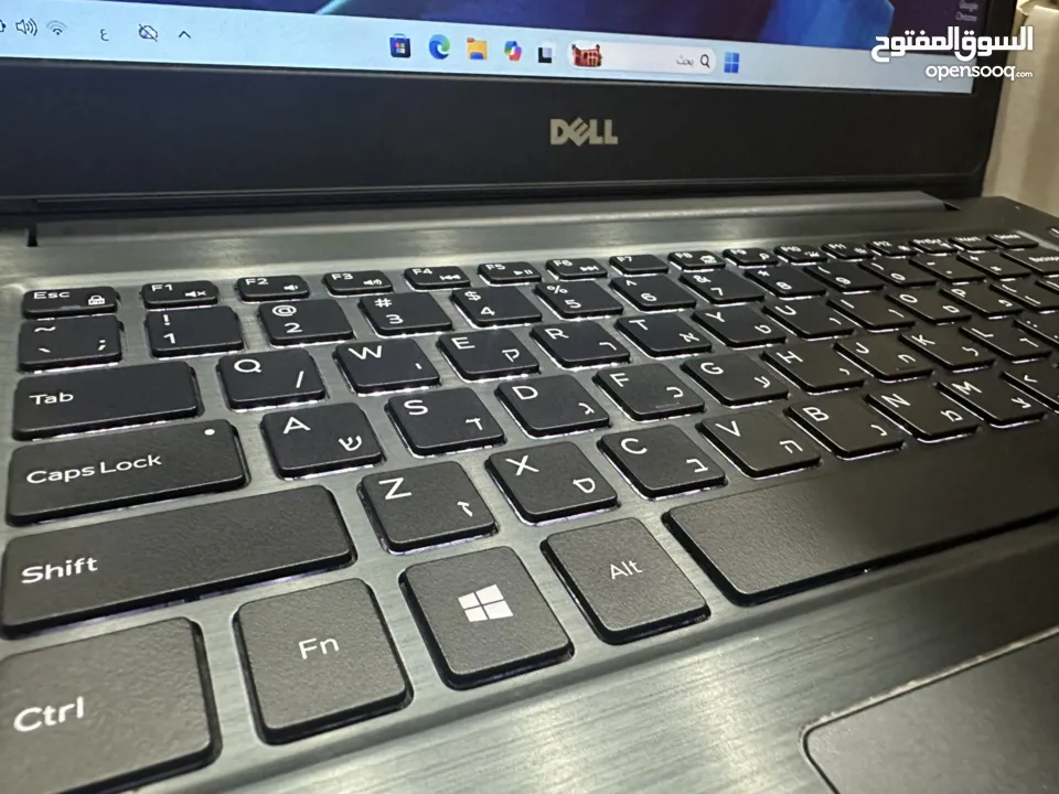 لابتوب dell جيل سابع كيبورد مضيء بحالة ممتازه سعرر حررق