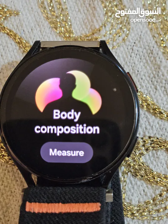 ساعة ذكيه من نوع سامسونج جالكسي ووتش 5  بحاله ممتازه مع الشاحنgalaxy watch 5