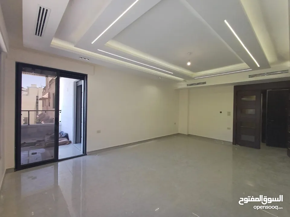 شقة فاخرة لم تسكن