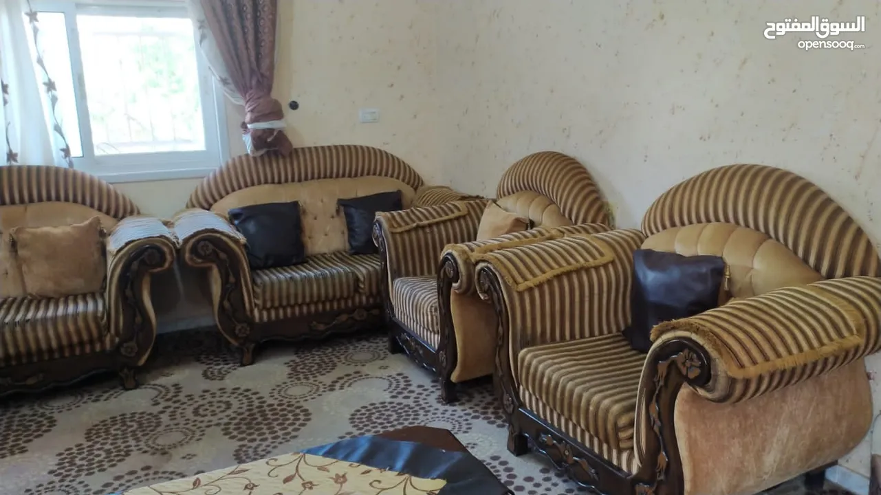 طقم كنب مستعمل طقم غرفة ضيوف