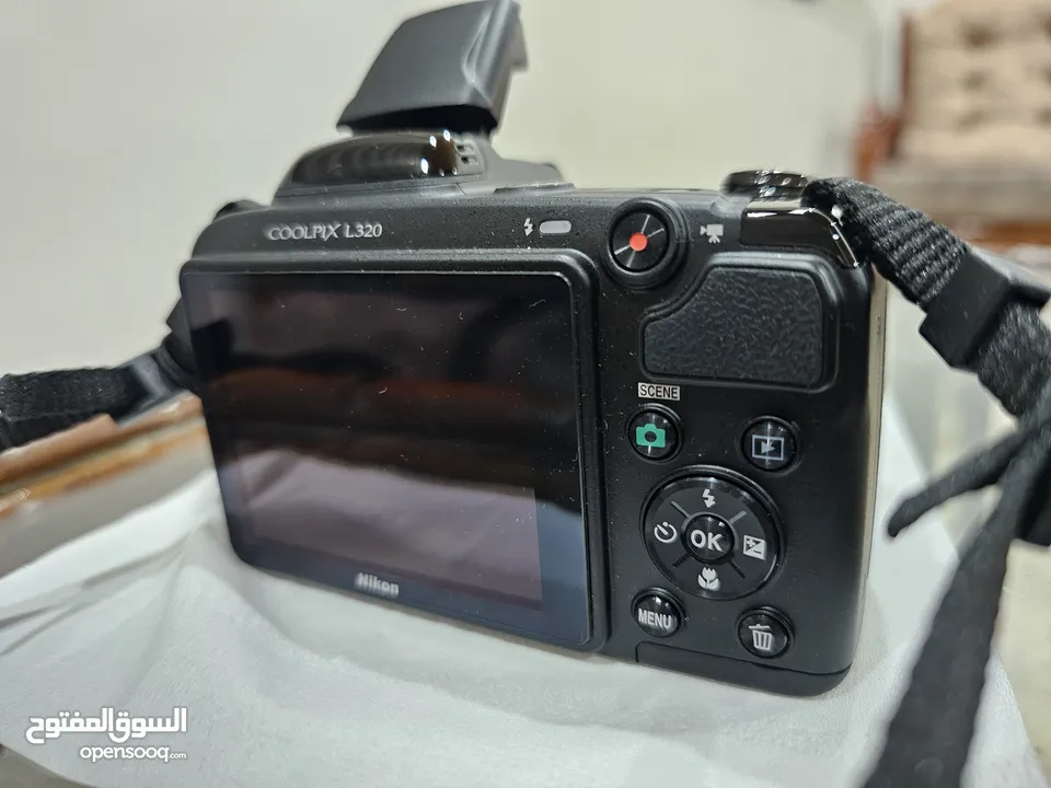 بحالة  ممتازة Nikon Coolpix L320