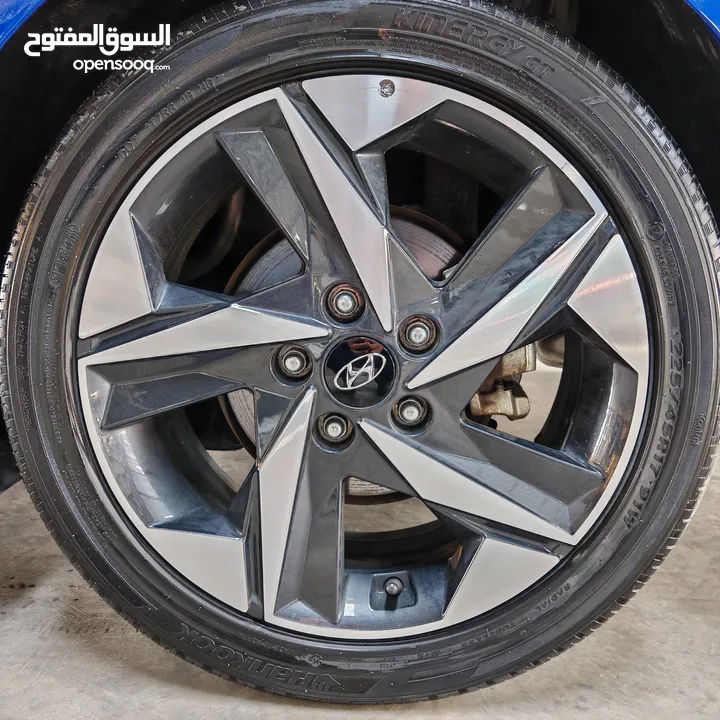2022 HYNDAI ELANTRA HYBRID LIMITED وارد امريكي