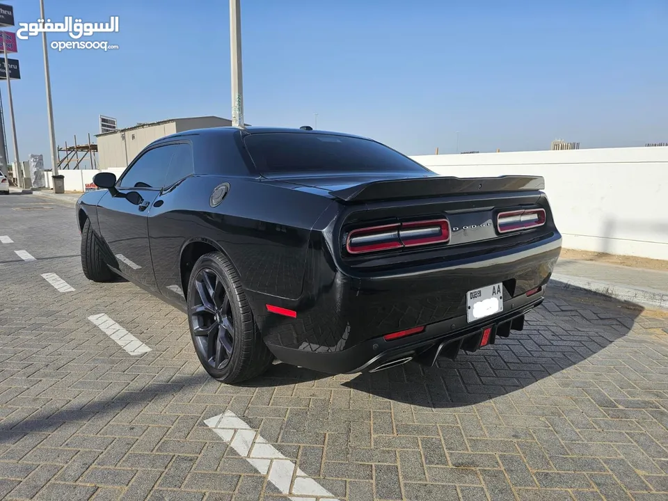 Dodge Challenger SXT