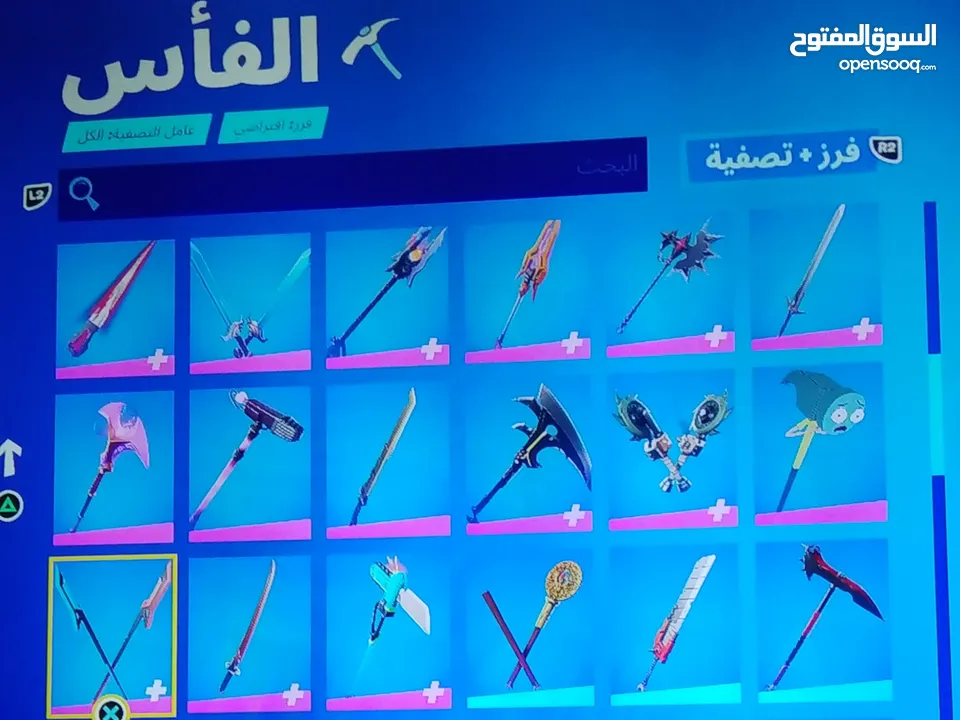 حساب بلايستيشن 4 فيه فورت نايت و بيس 2025 و ذا كرو 3