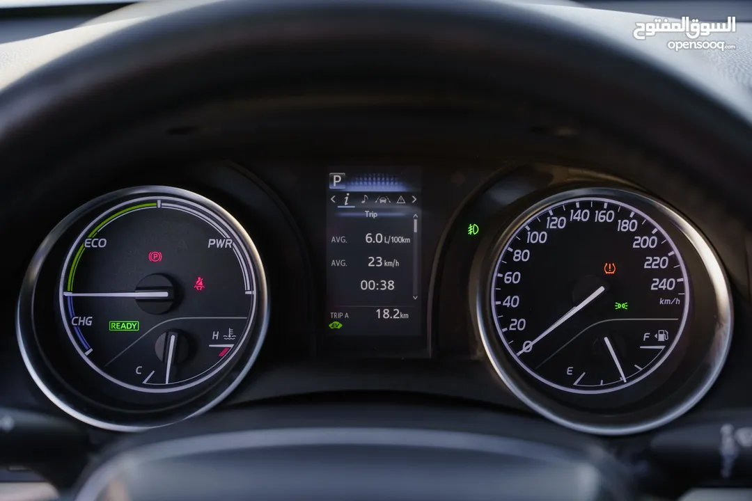 Toyota Camry GLE Hybrid 2019  تويوتا كامري GLE هايبرد  فل كامل مع فتحه