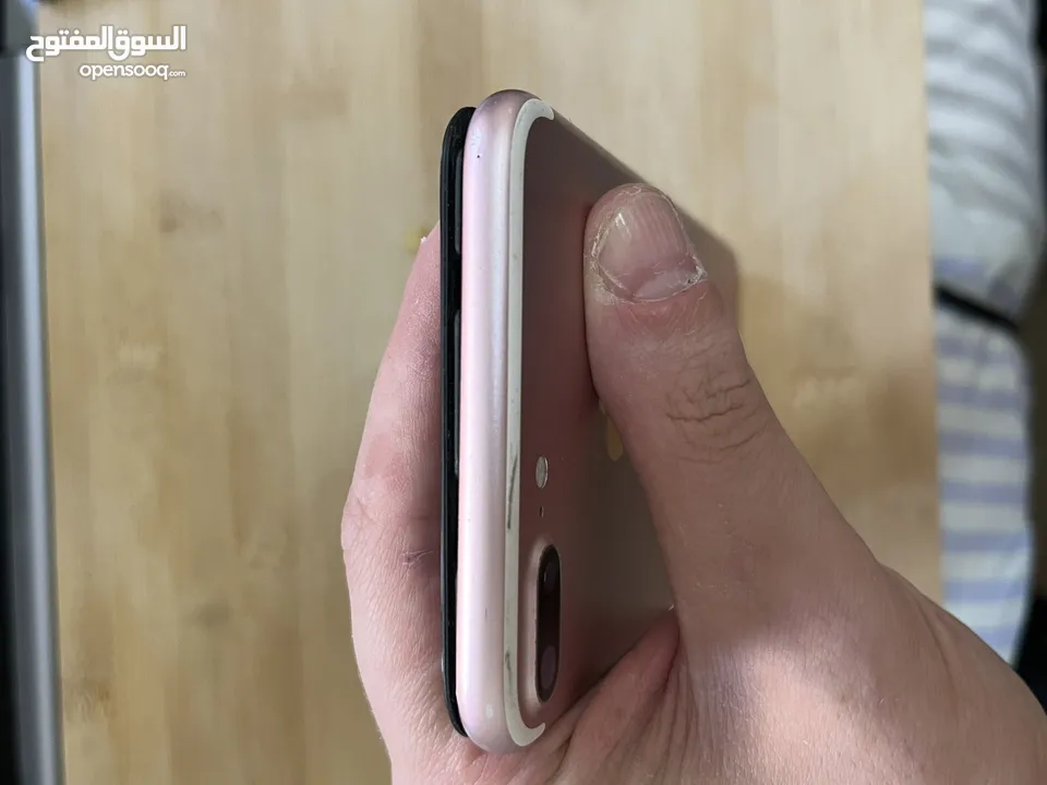 iPhone 7plus  اللبيع