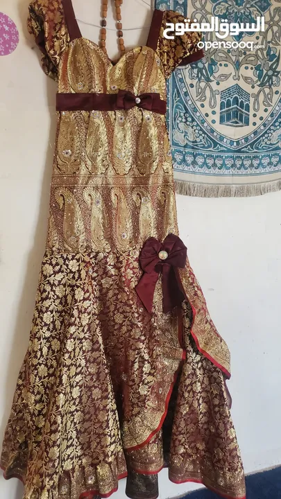 فستان جرز ذهبي : ملابس فساتين سهرة : صنعاء السبعين (209346370)